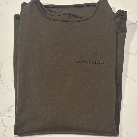 ALPHALETE Gym Sleeveless Shirt - Picture 1 of 7